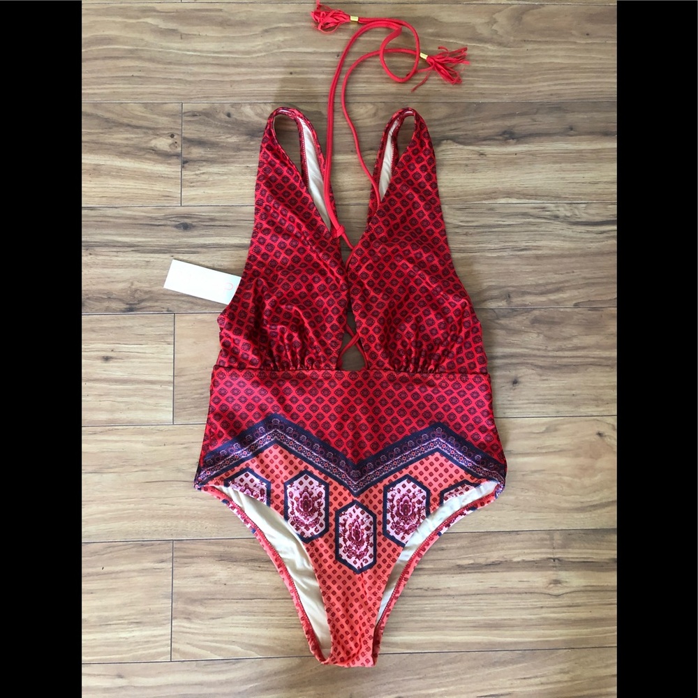 Bathing suit
